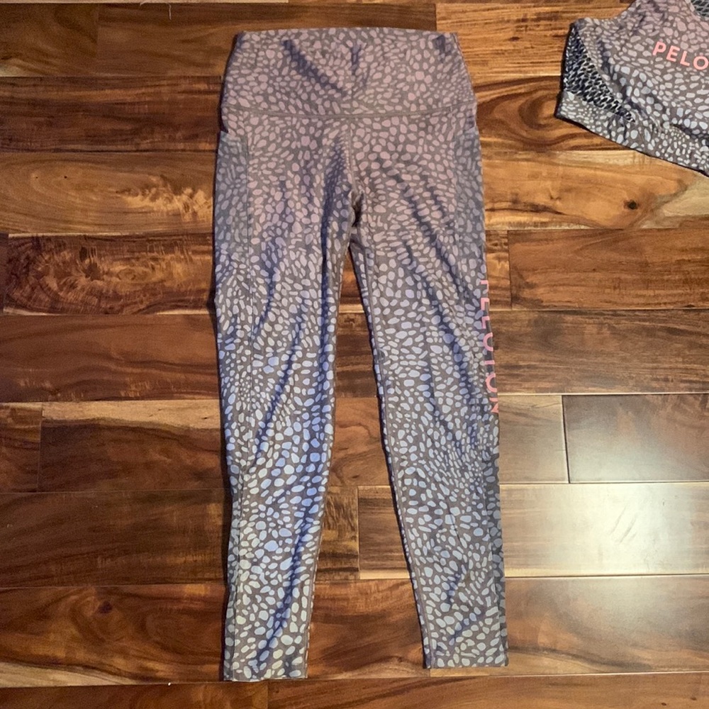 Peloton WITH legging large